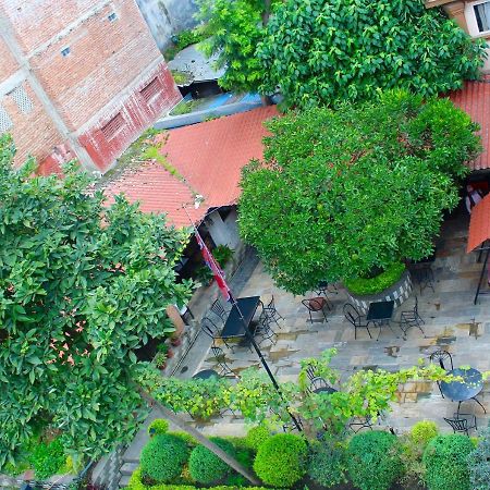 Hotel Encounter Nepal & Spa Kathmandu Esterno foto