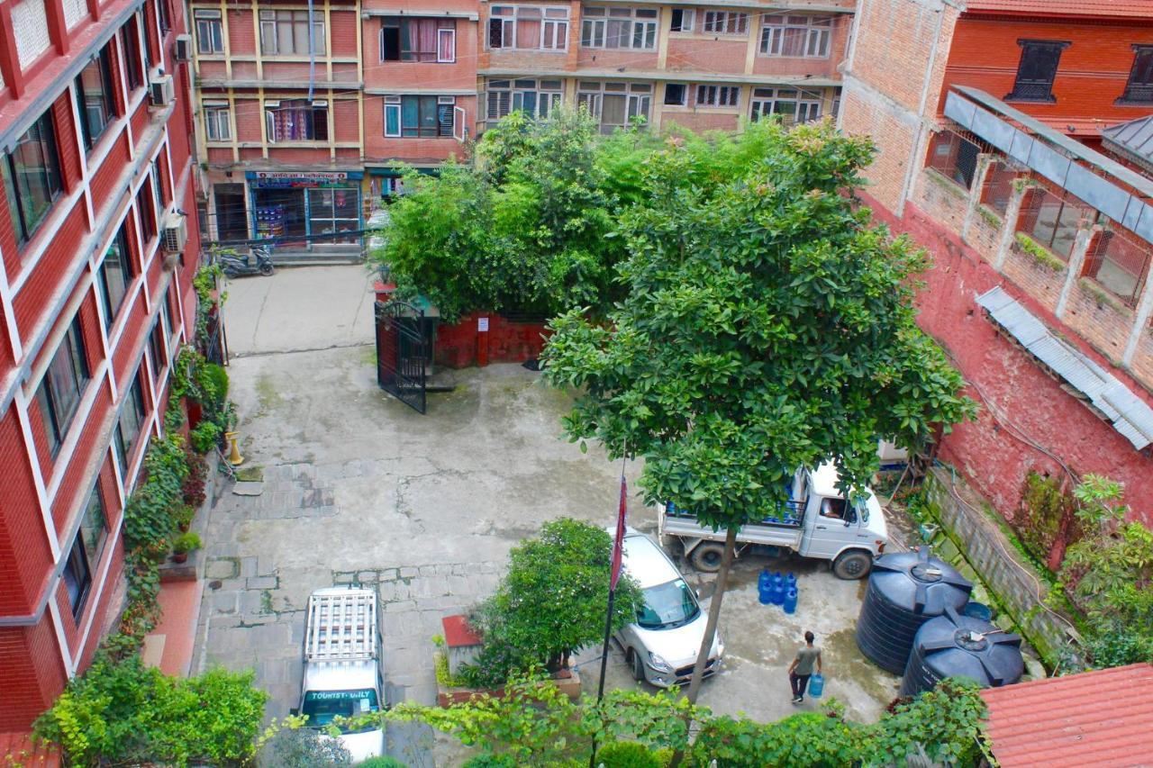 Hotel Encounter Nepal & Spa Kathmandu Esterno foto