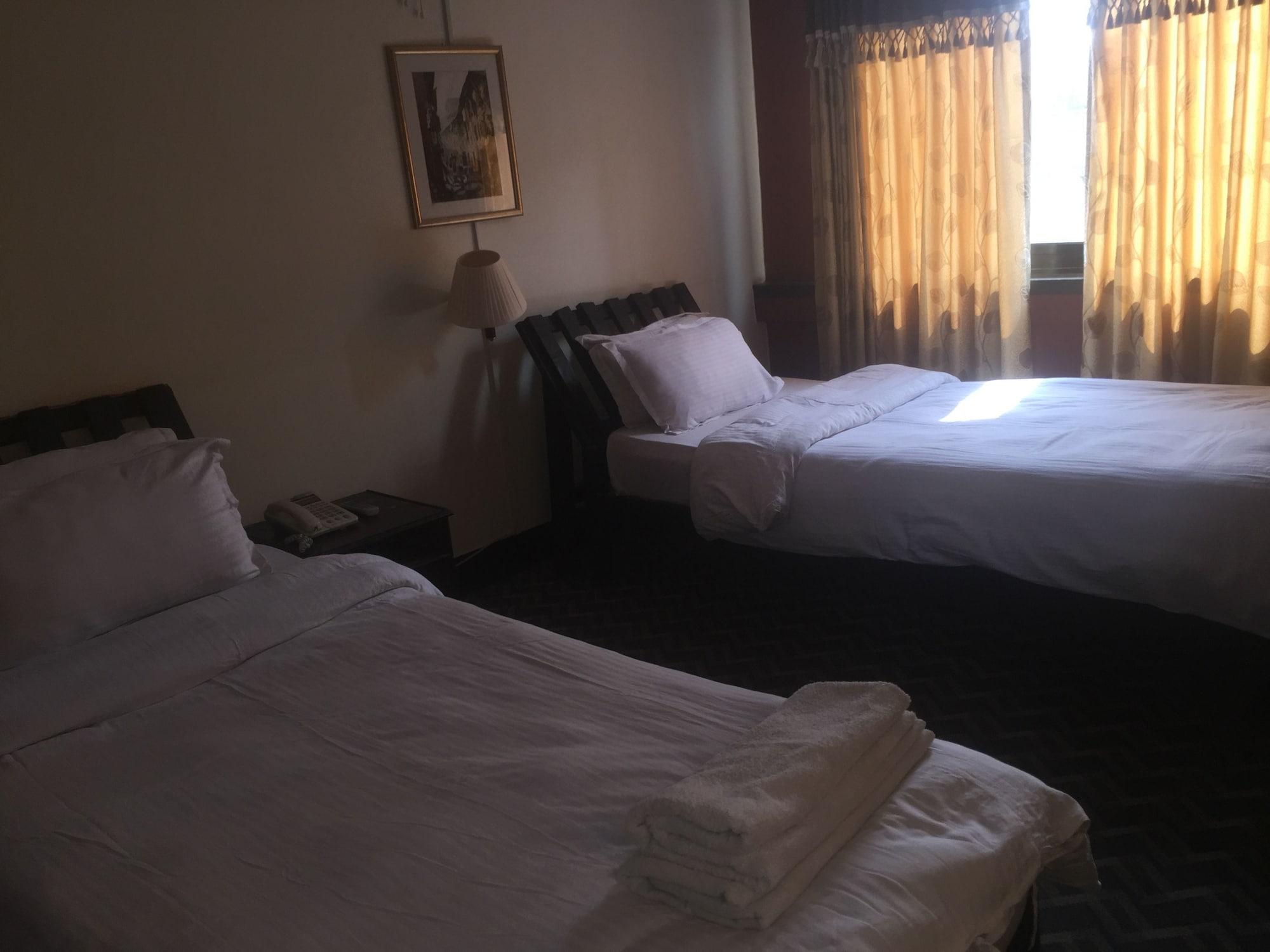 Hotel Encounter Nepal & Spa Kathmandu Esterno foto